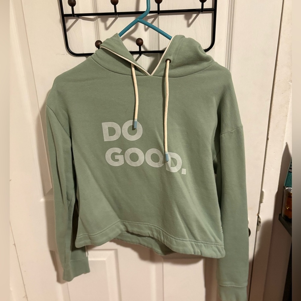 Women's Green Cotopaxi cropped sweater
